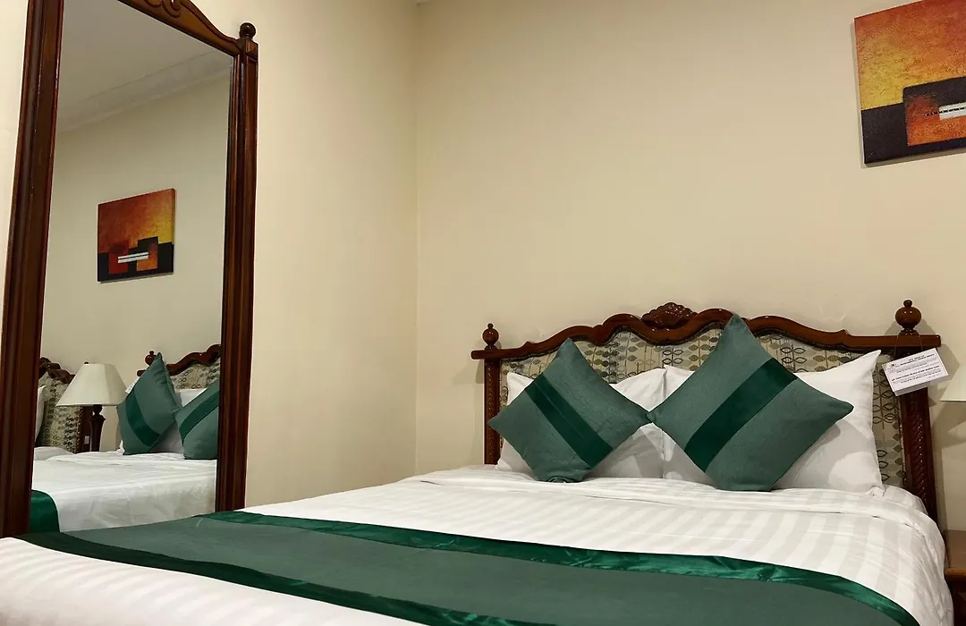 Riverside Hotel Saigon-1