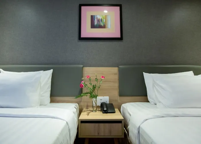 Avanti Hotel